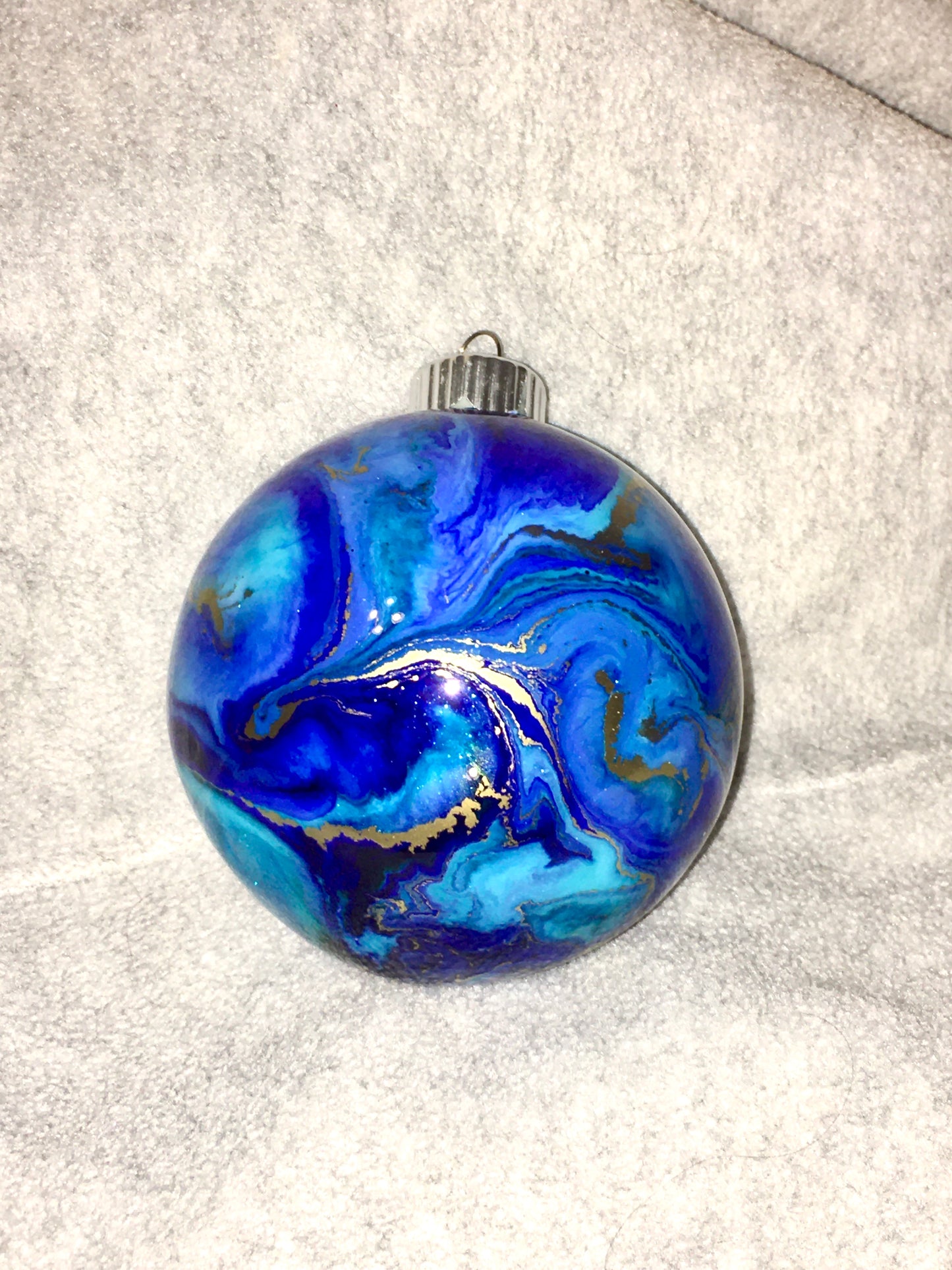 x Christmas Ornament-Glass